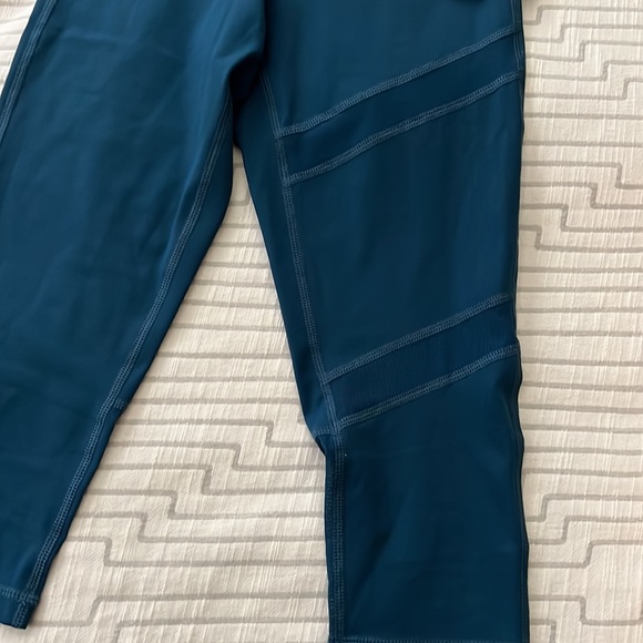 NWT Zyia Active Corsair Brilliant Mesh High Rise Crop Capri Leggings Teal Blue 4 - Picture 6 of 14